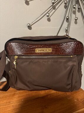 ✨Live Show Listing✨ Moschino Bag